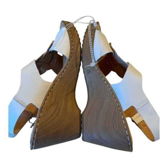 BORN Women's Nina Slingback Sandal, White, Size Womens 10M NEW - Picture 5 of 13